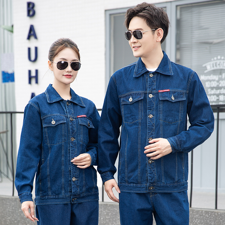 Model display of heat-resistant welding denim workwear